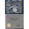 Coffret FDC Fleur de coin France 1973 avec rebord pièces de monnaies en Franc