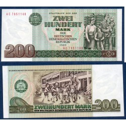 Allemagne RDA Pick N°32, Billet de banque de 200 Mark 1985