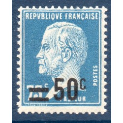 Timbre France Yvert No 219 Pasteur surchargé Bleu neuf **
