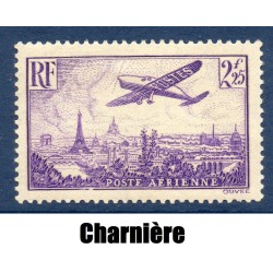 Timbre France Poste Aérienne Yvert 10 avion survolant Paris 2.25f violet neuf * avec trace de charnière