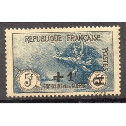 Timbre France Yvert No 169 Orphelins de la guerre surchargé neuf **